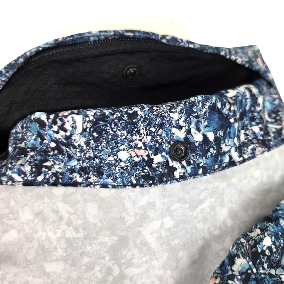 Lululemon Gather Me Slightly Athletic Rain Jacket Womens 4 Water Resistant Blue